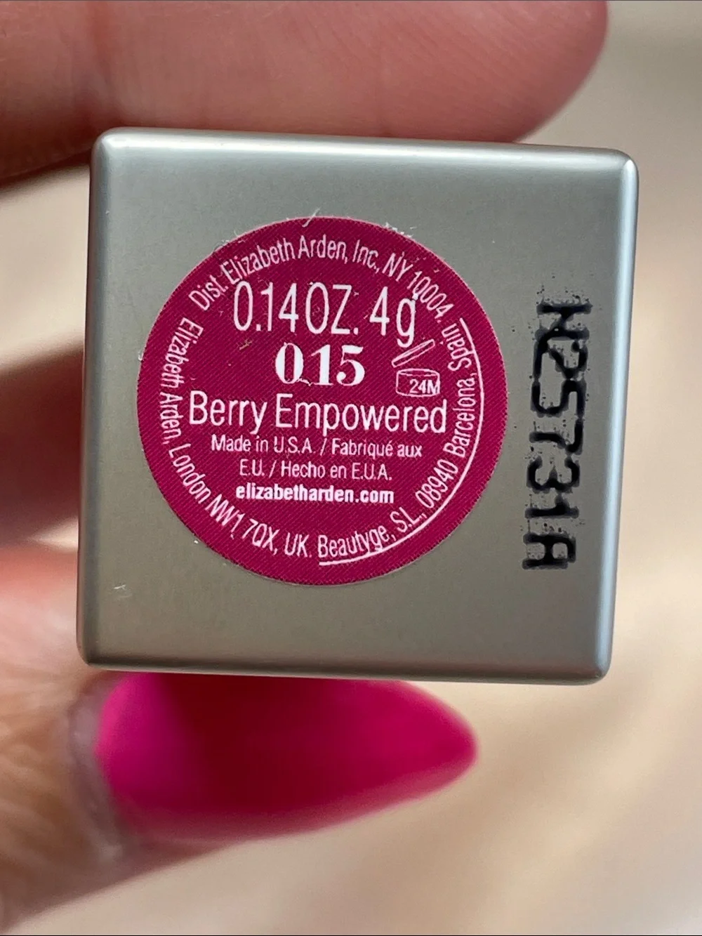 Elizabeth Arden Lip Color Lipstick in 015 Berry Empowered NIB $32 MSRP